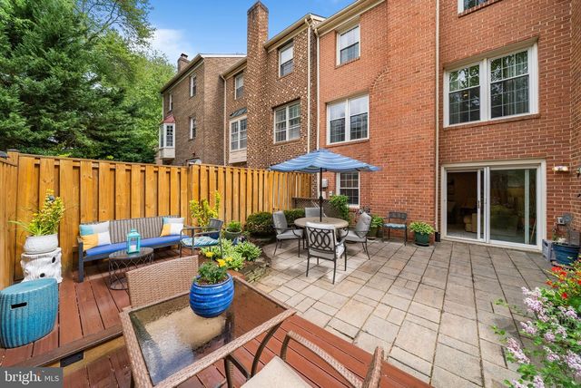 3720 MOUNT AIREY LN, Annandale, VA 22003