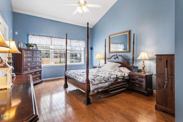 1086 Mosstree Drive, Apex, NC 27502