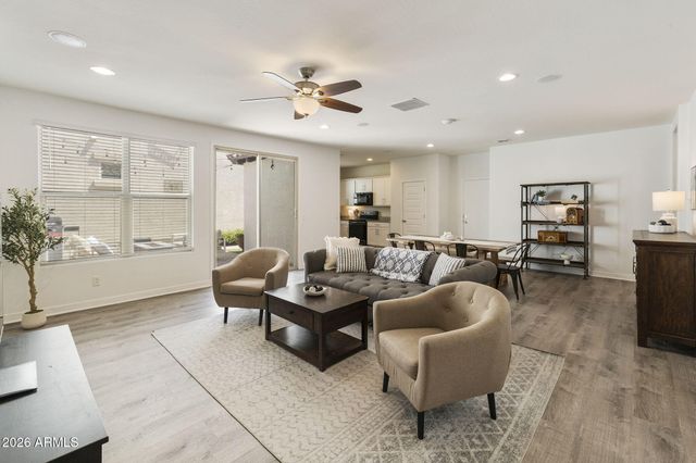 2930 N RAVEN --, Mesa, AZ 85207