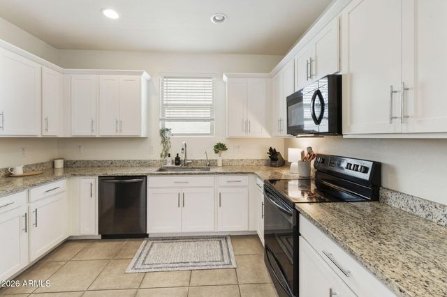 2930 N RAVEN --, Mesa, AZ 85207