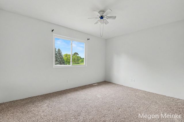 105 Pineview Drive, Belding City, MI 48809