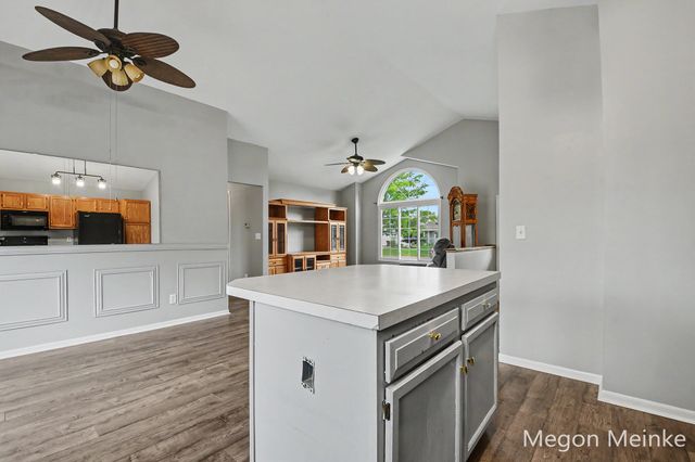 105 Pineview Drive, Belding City, MI 48809
