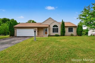 105 Pineview Drive, Belding City, MI 48809
