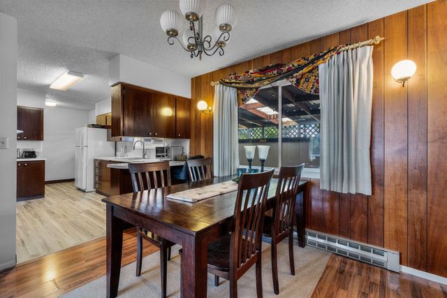 1832 SW Canyon Drive, Redmond, OR 97756