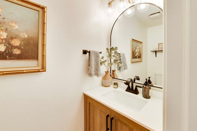 334 Bristol Lane, Fox River Grove, IL 60021