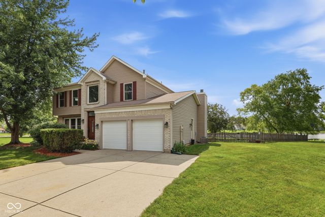 630 Creston Point Circle, Indianapolis, IN 46239