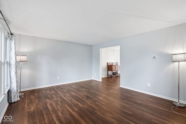630 Creston Point Circle, Indianapolis, IN 46239