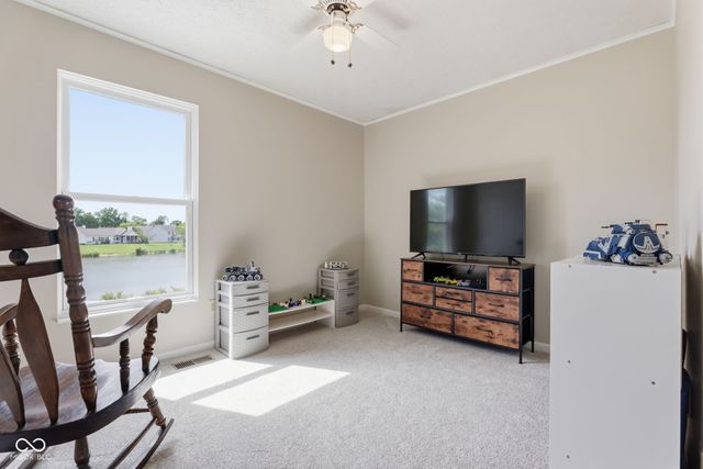 630 Creston Point Circle, Indianapolis, IN 46239