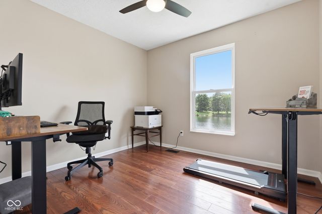 630 Creston Point Circle, Indianapolis, IN 46239