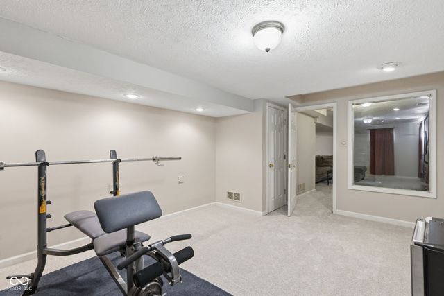 630 Creston Point Circle, Indianapolis, IN 46239