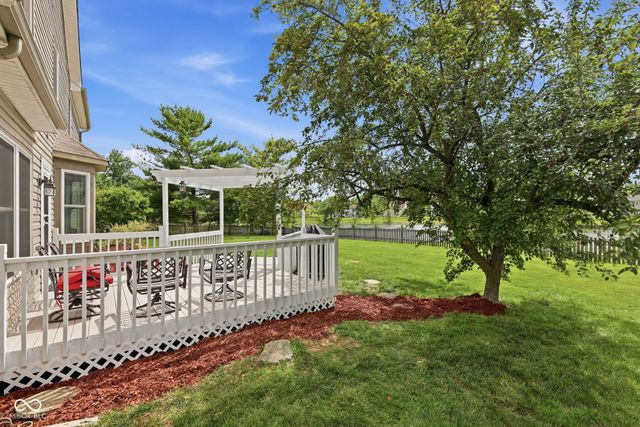 630 Creston Point Circle, Indianapolis, IN 46239