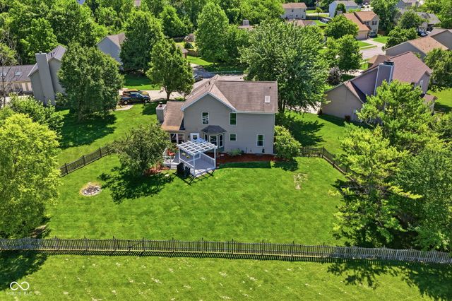 630 Creston Point Circle, Indianapolis, IN 46239