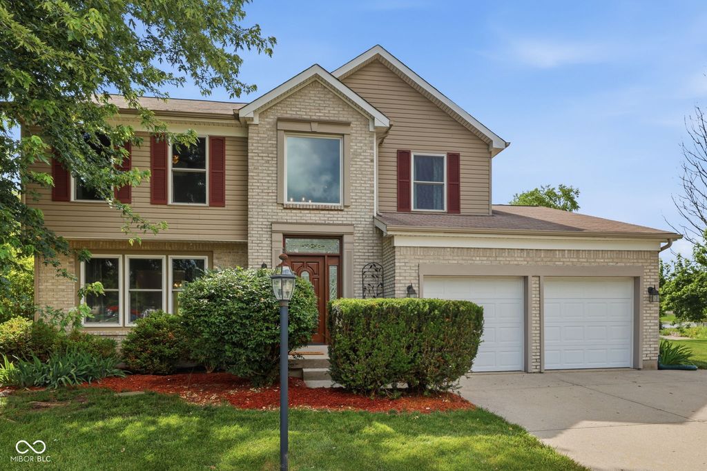 630 Creston Point Circle, Indianapolis, IN 46239