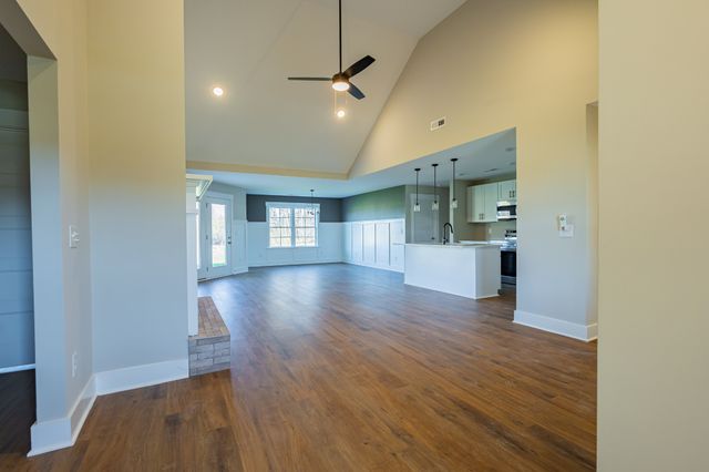 71 Brooklyn Avenue, Manchester, TN 37355