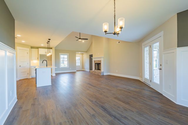 71 Brooklyn Avenue, Manchester, TN 37355