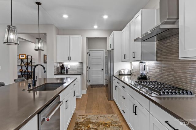 11973 W Cheer Ln, Kuna, ID 83634