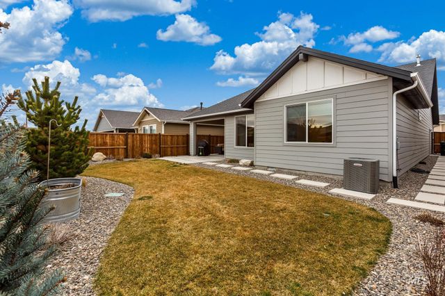 11973 W Cheer Ln, Kuna, ID 83634