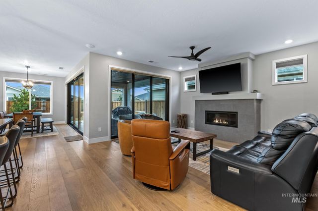 11973 W Cheer Ln, Kuna, ID 83634