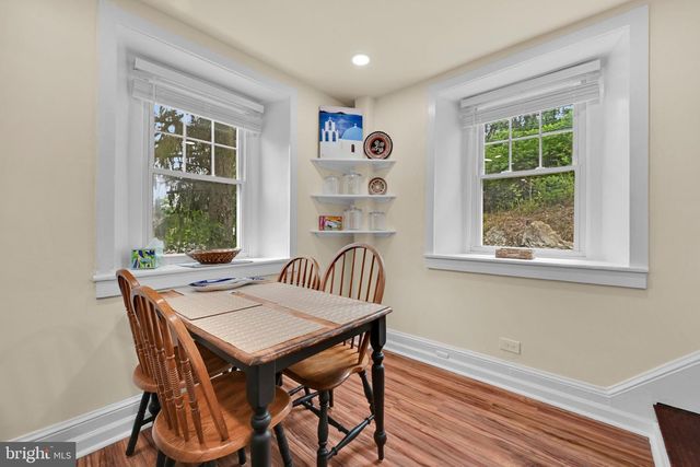 2694 CHARLESTOWN RD, Lancaster, PA 17603
