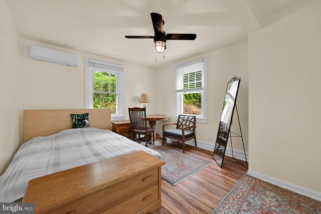 2694 CHARLESTOWN RD, Lancaster, PA 17603