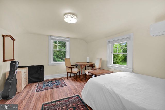 2694 CHARLESTOWN RD, Lancaster, PA 17603