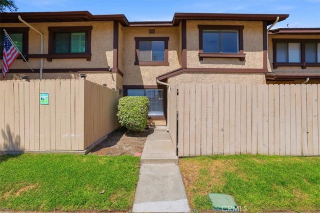 8601 Sunland 5, Sun Valley, CA 91352