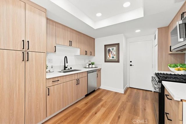 8601 Sunland 5, Sun Valley, CA 91352
