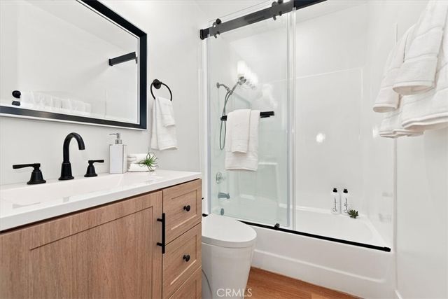 8601 Sunland 5, Sun Valley, CA 91352