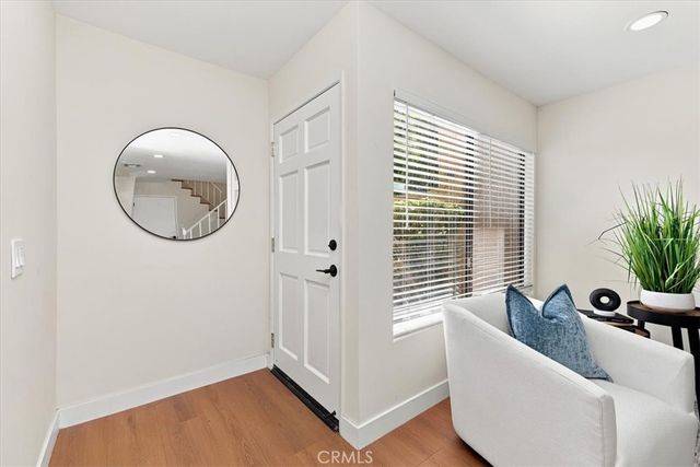 8601 Sunland 5, Sun Valley, CA 91352