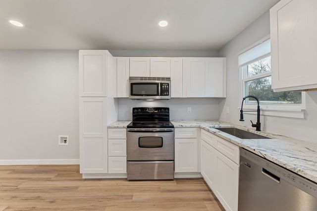 2512 Campbell Street, Fort Worth, TX 76105