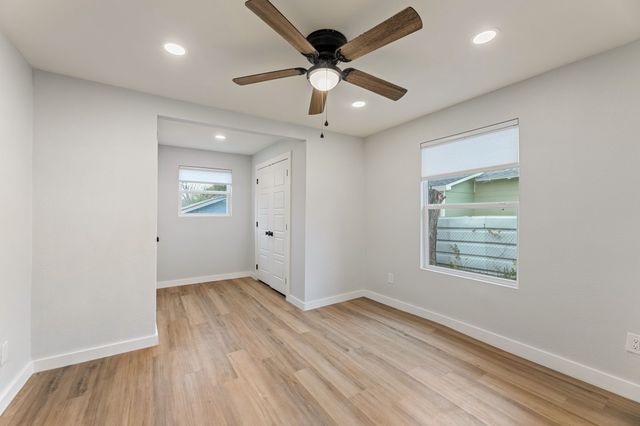 2512 Campbell Street, Fort Worth, TX 76105