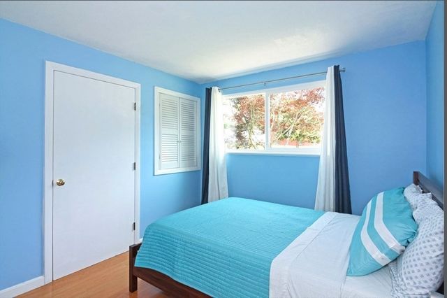 88 Saint Mary St, Needham, MA 02494