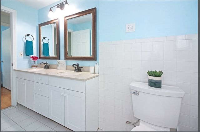 88 Saint Mary St, Needham, MA 02494