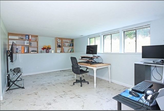 88 Saint Mary St, Needham, MA 02494