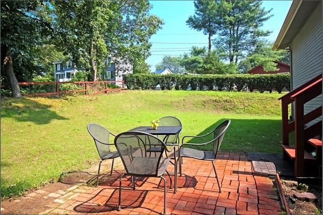 88 Saint Mary St, Needham, MA 02494