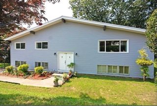 88 Saint Mary St, Needham, MA 02494