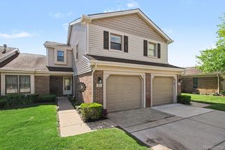 678 Summit Ridge Drive, Milford Village, MI 48381