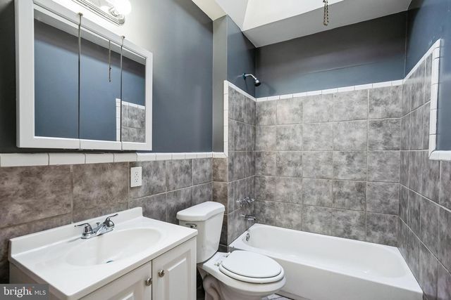 6905 FORREST AVE, Philadelphia, PA 19138