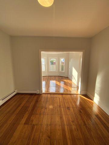 632 Dorchester Ave. 3, Boston, MA 02127