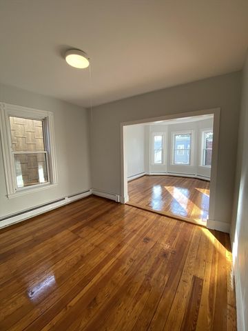 632 Dorchester Ave. 3, Boston, MA 02127