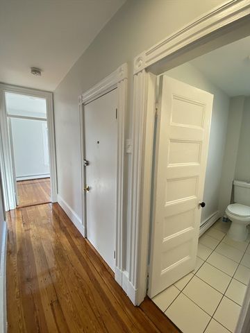 632 Dorchester Ave. 3, Boston, MA 02127