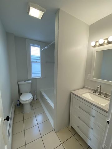 632 Dorchester Ave. 3, Boston, MA 02127