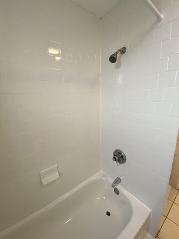 632 Dorchester Ave. 3, Boston, MA 02127