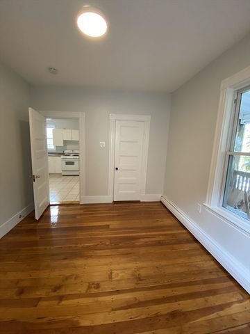 632 Dorchester Ave. 3, Boston, MA 02127