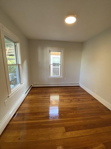 632 Dorchester Ave. 3, Boston, MA 02127