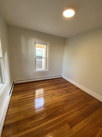 632 Dorchester Ave. 3, Boston, MA 02127
