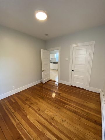 632 Dorchester Ave. 3, Boston, MA 02127