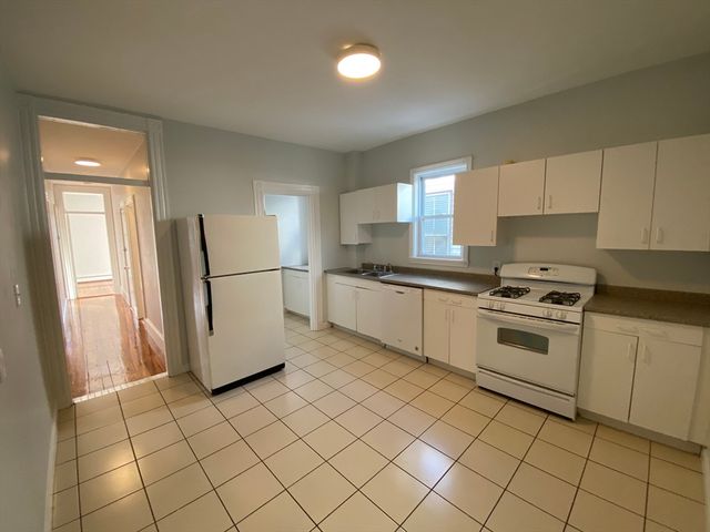 632 Dorchester Ave. 3, Boston, MA 02127