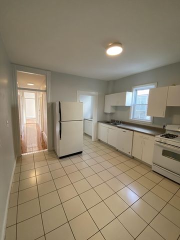 632 Dorchester Ave. 3, Boston, MA 02127