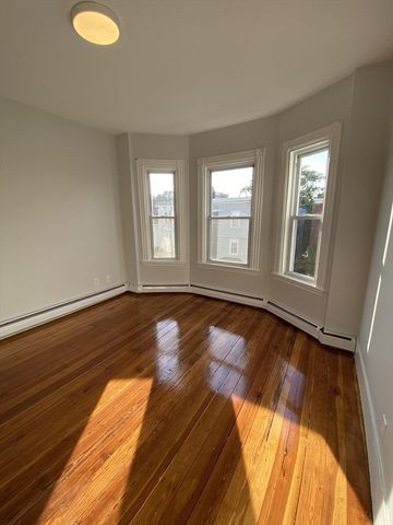 632 Dorchester Ave. 3, Boston, MA 02127